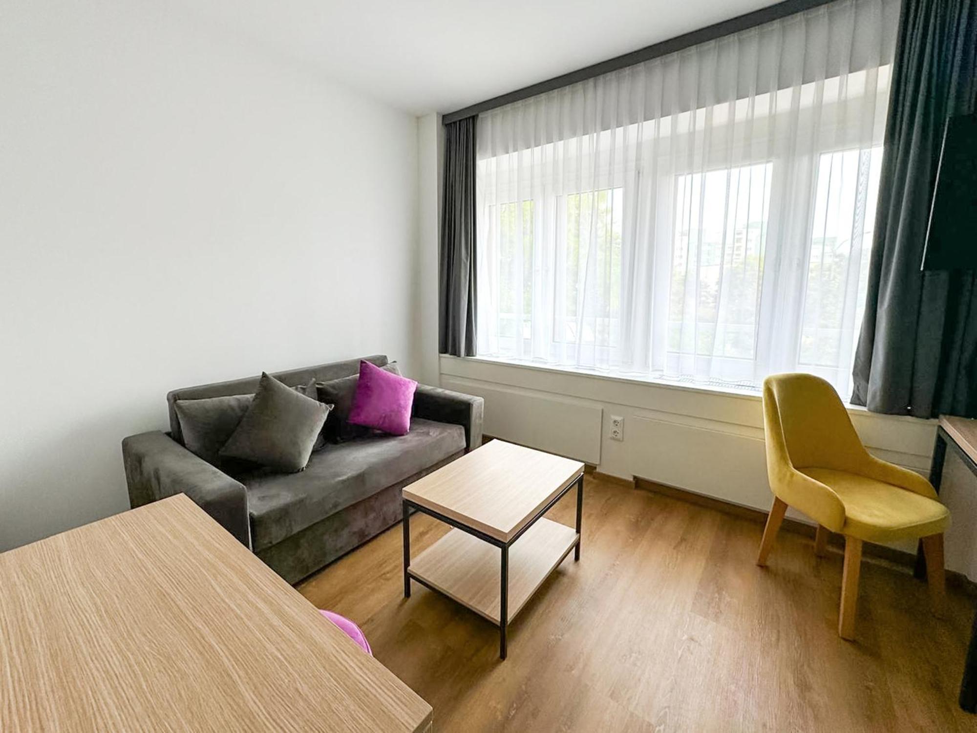 Dormero Hotel Ruesselsheim Airport-Frankfurt Bagian luar foto