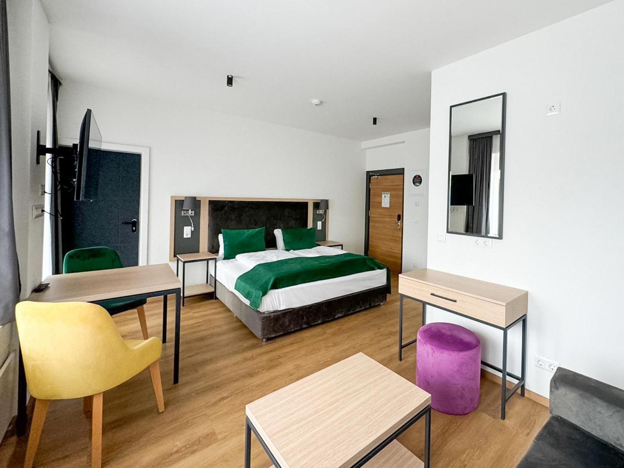 Dormero Hotel Ruesselsheim Airport-Frankfurt Bagian luar foto